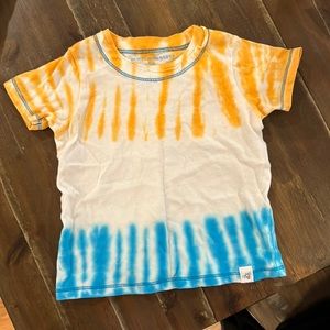 Burt’s bees baby tiedye shirt